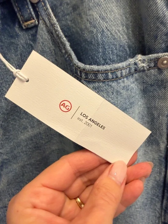 AG Ladies Billie Straight-Leg Jeans size 30 - Picture 4 of 6